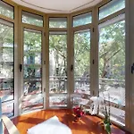 The Collection - Modern And Bright Three-bedroom In Eixample Apartment