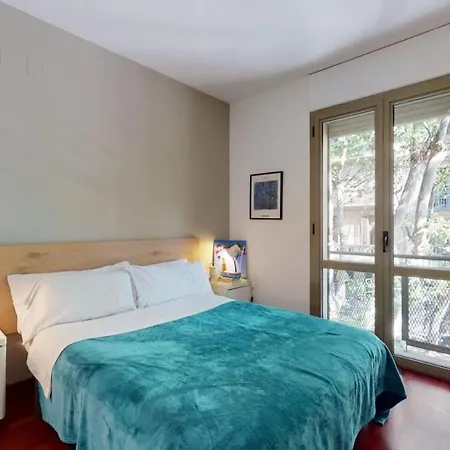 Apartment Modern And Bright Three-bedroom In Eixample
