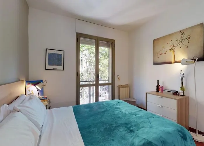 The Collection - Modern And Bright Three-bedroom In Eixample Appartement *