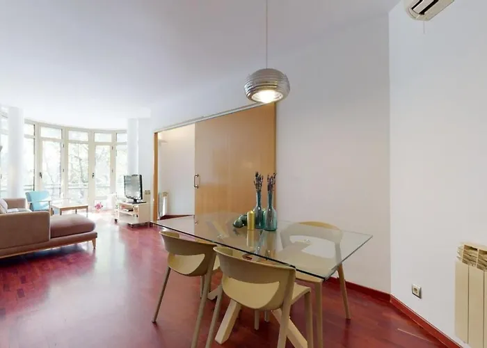 Apartamento The Collection - Modern And Bright Three-bedroom In Eixample Barcelona